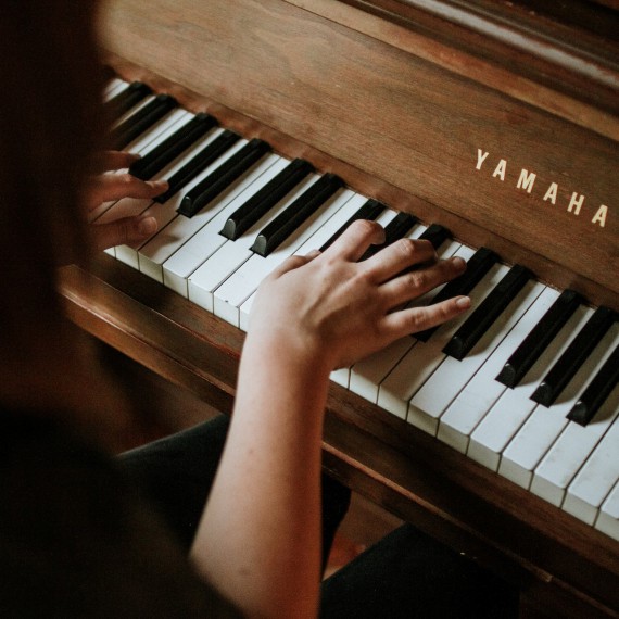 Онлайн-курс по фортепиано (Onskills.ru)